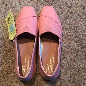 Light Pink Toms